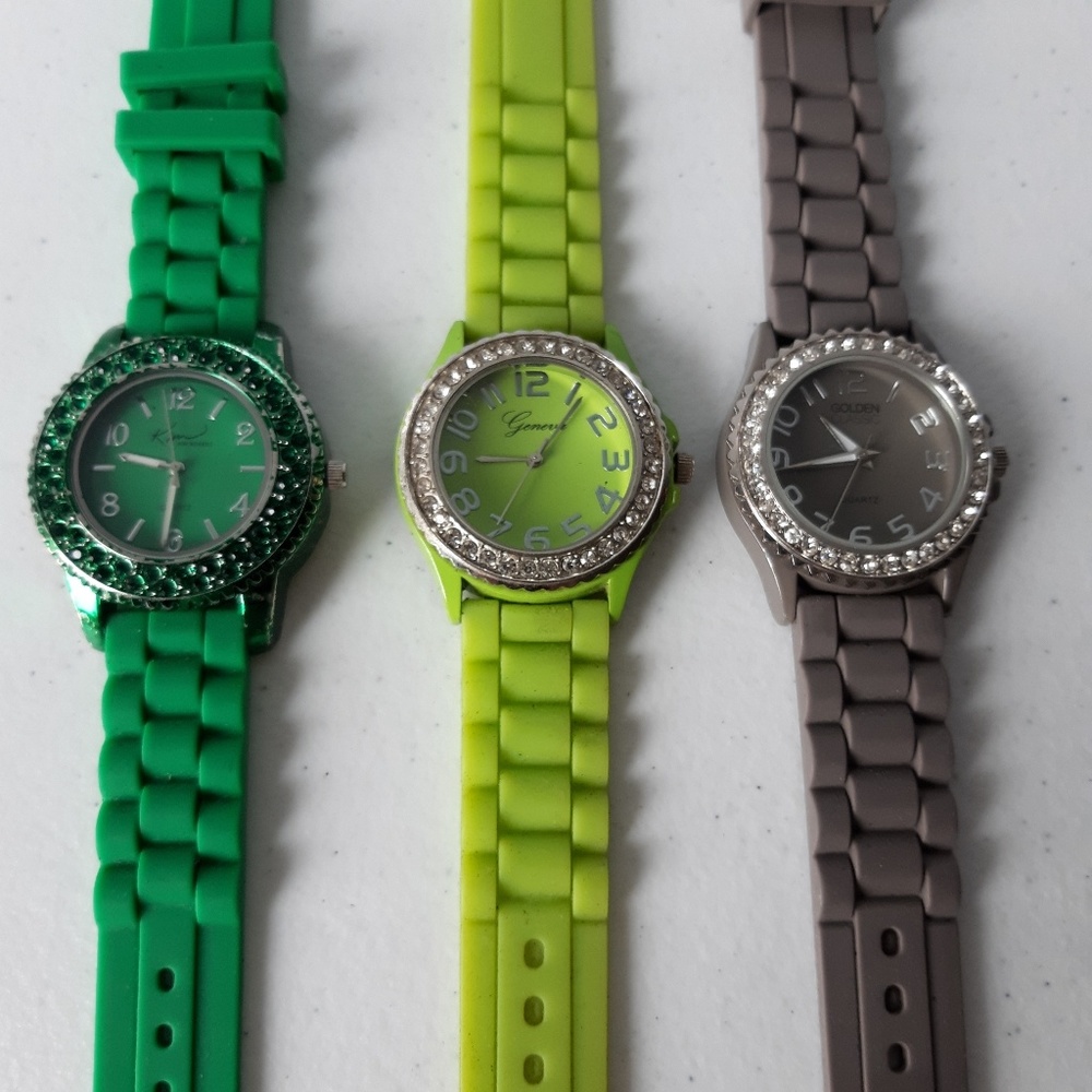 3 Rhinestone watches - Picture 2 of 6